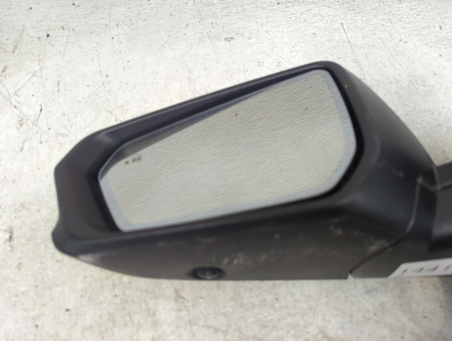 2018 Chevrolet Equinox Driver Side View Mirror - Left Door Mirror OEM Used - Oemusedautoparts1.com