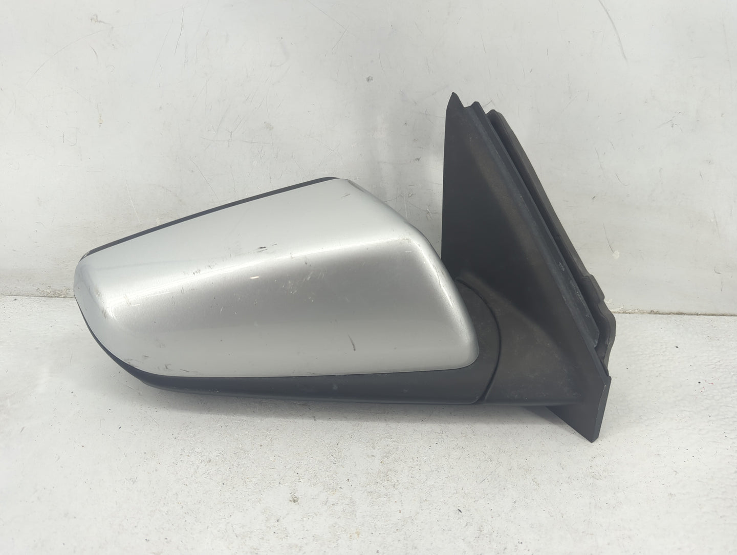 2018-2022 Chevrolet Equinox Passenger Side View Mirror - Right Door Mirror OEM Used - Oemusedautoparts1.com