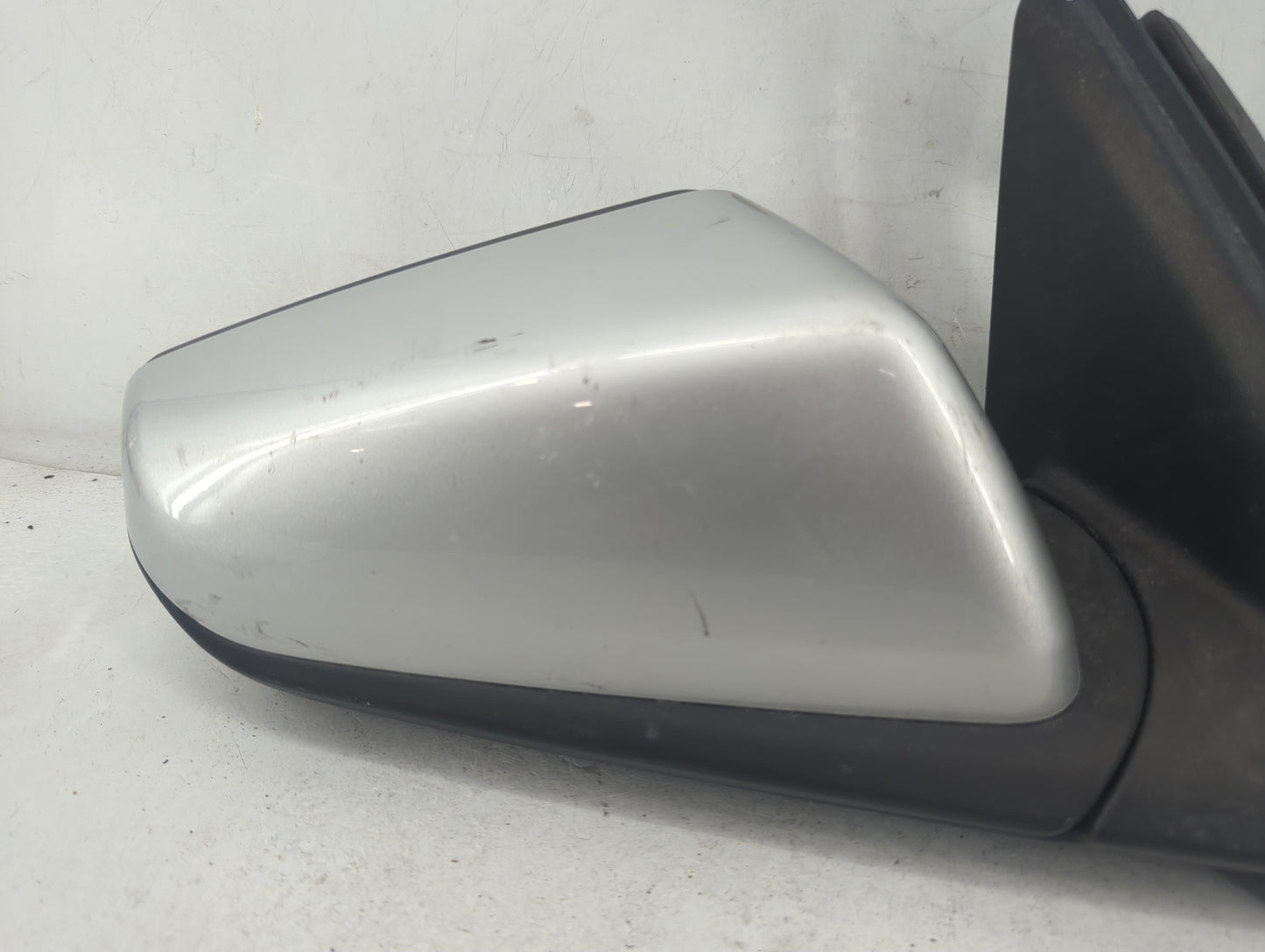 2018-2022 Chevrolet Equinox Passenger Side View Mirror - Right Door Mirror OEM Used - Oemusedautoparts1.com