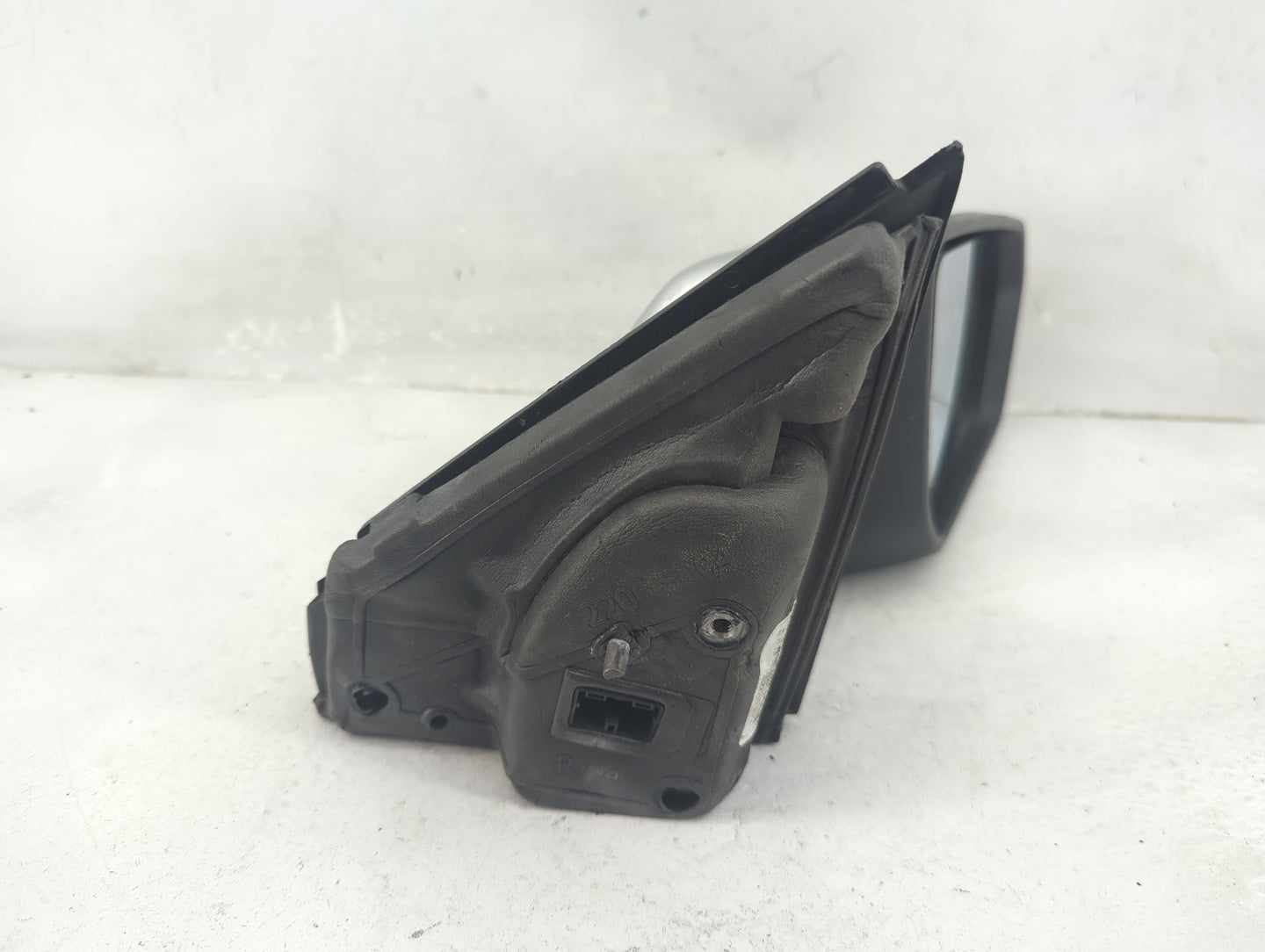 2018-2022 Chevrolet Equinox Passenger Side View Mirror - Right Door Mirror OEM Used - Oemusedautoparts1.com