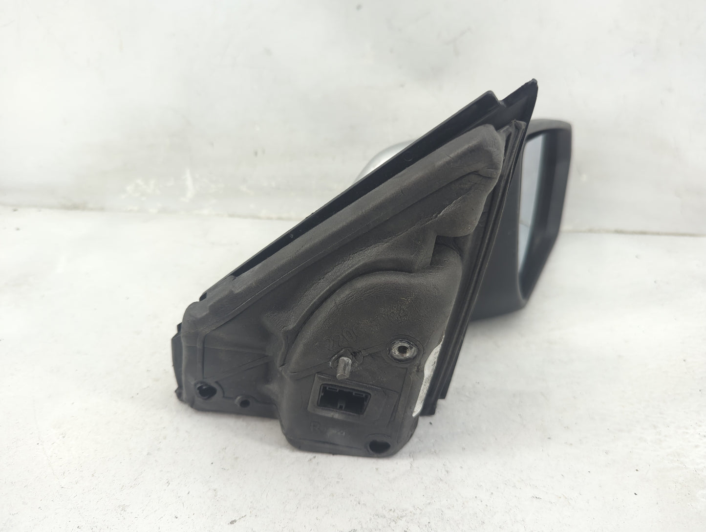 2018-2022 Chevrolet Equinox Passenger Side View Mirror - Right Door Mirror OEM Used - Oemusedautoparts1.com