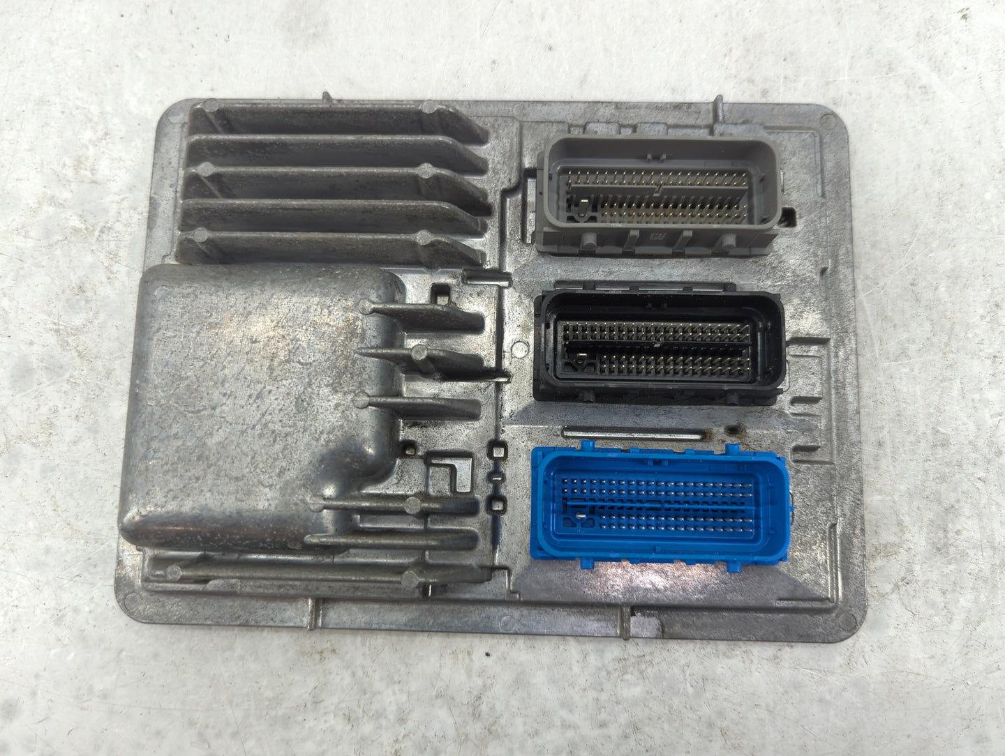 2018-2020 Chevrolet Equinox PCM Engine Control Computer ECU ECM PCU OEM P/N:12688128 Fits Fits 2017 2018 2019 2020 2021 2022