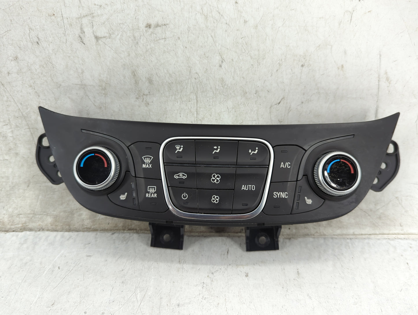 2018 Chevrolet Equinox Climate Control Module Temperature AC/Heater Replacement P/N:84422506 Fits OEM Used Auto Parts - Oemu