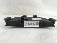 2018 Chevrolet Equinox Climate Control Module Temperature AC/Heater Replacement P/N:84422507 Fits OEM Used Auto Parts - Oemu