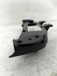 2018 Chevrolet Equinox Climate Control Module Temperature AC/Heater Replacement P/N:84422507 Fits OEM Used Auto Parts - Oemu