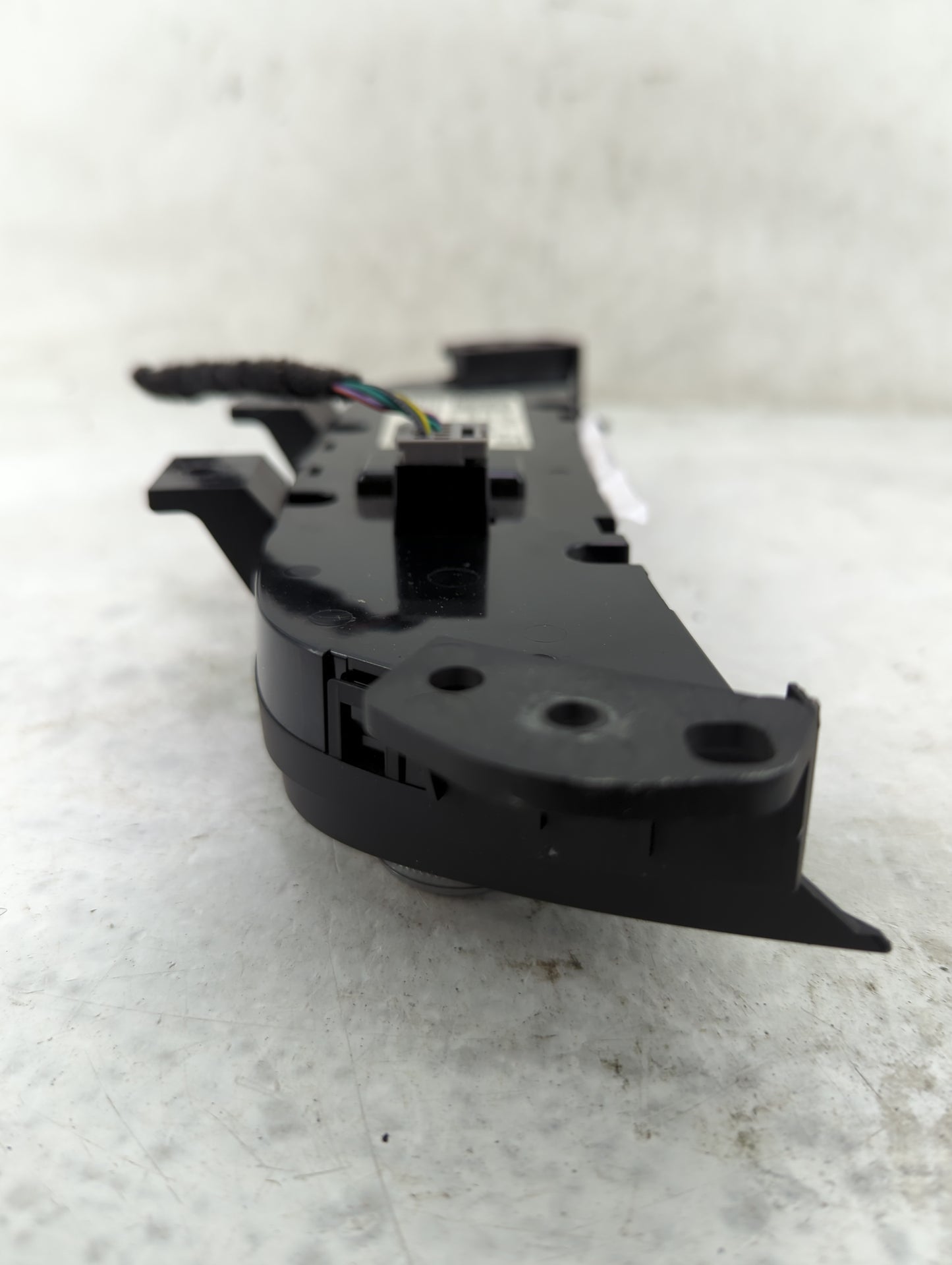 2018 Chevrolet Equinox Climate Control Module Temperature AC/Heater Replacement P/N:84175393 QFGM604A, QFGM631A, 10R-051670 