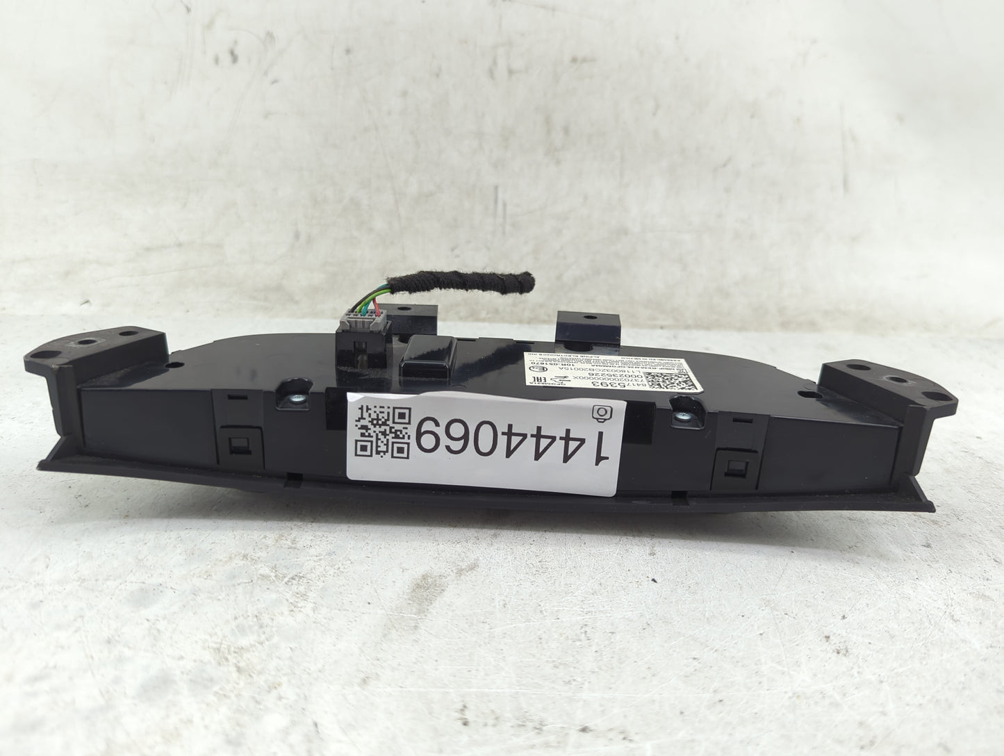 2018 Chevrolet Equinox Climate Control Module Temperature AC/Heater Replacement P/N:84175393 QFGM604A, QFGM631A, 10R-051670 