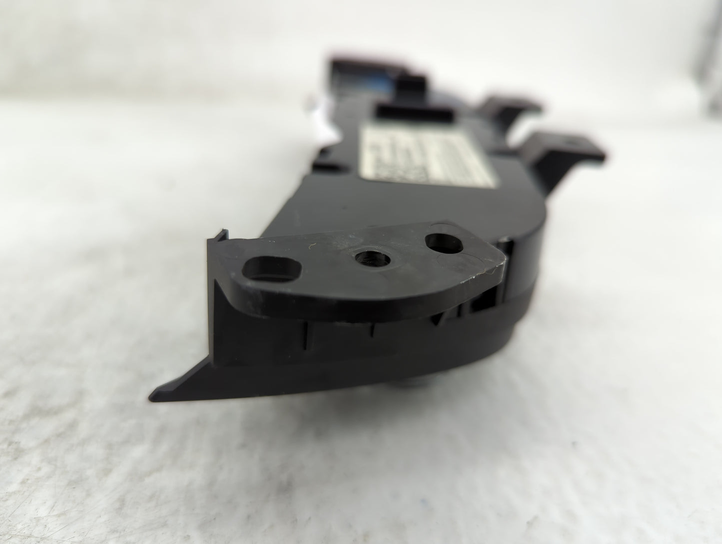 2018 Chevrolet Equinox Climate Control Module Temperature AC/Heater Replacement P/N:84175393 7370200000000X, 000235226 Fits 