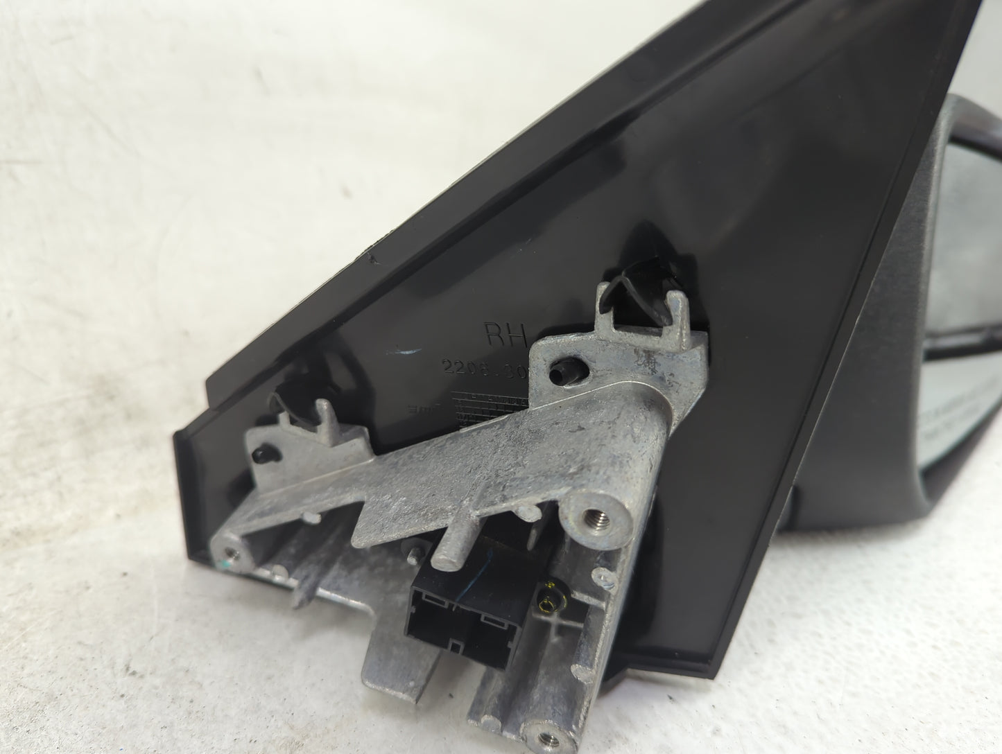 2018-2020 Chevrolet Equinox Passenger Side View Mirror - Right Door Mirror OEM Used - Oemusedautoparts1.com