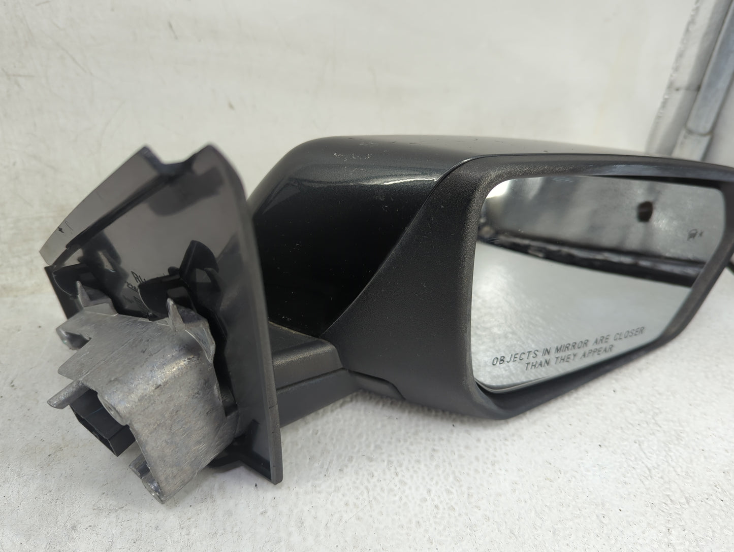2018-2020 Chevrolet Equinox Passenger Side View Mirror - Right Door Mirror OEM Used - Oemusedautoparts1.com