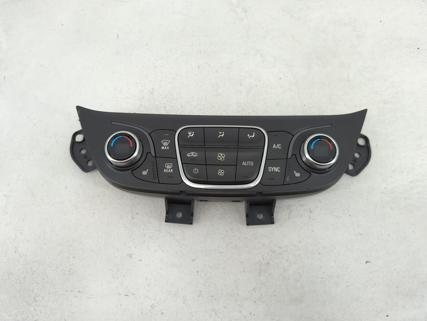 2018 Chevrolet Equinox Climate Control Module Temperature AC/Heater Replacement P/N:84175394 7370200000000X, 000235226 Fits 