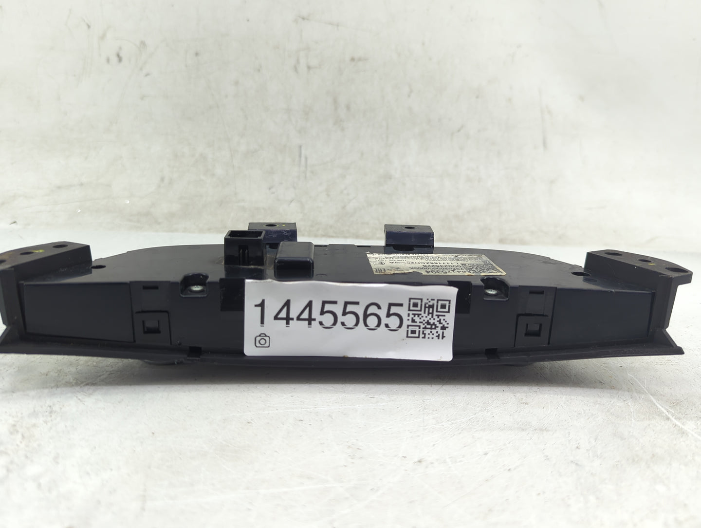 2018 Chevrolet Equinox Climate Control Module Temperature AC/Heater Replacement P/N:84175394 737U200000000X, 000235276 Fits 