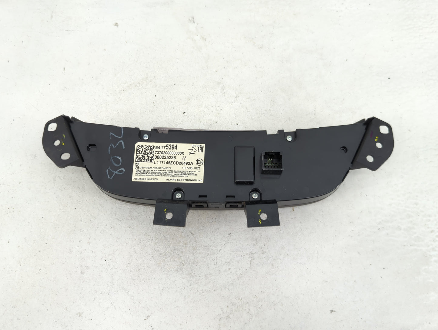 2018 Chevrolet Equinox Climate Control Module Temperature AC/Heater Replacement P/N:84175394 Fits OEM Used Auto Parts - Oemu