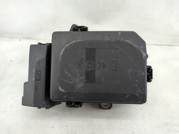 2018-2022 Chevrolet Equinox Fusebox Fuse Box Panel Relay Module P/N:23246682 86398000000000U Fits Fits 2018 2019 2020 2021 2