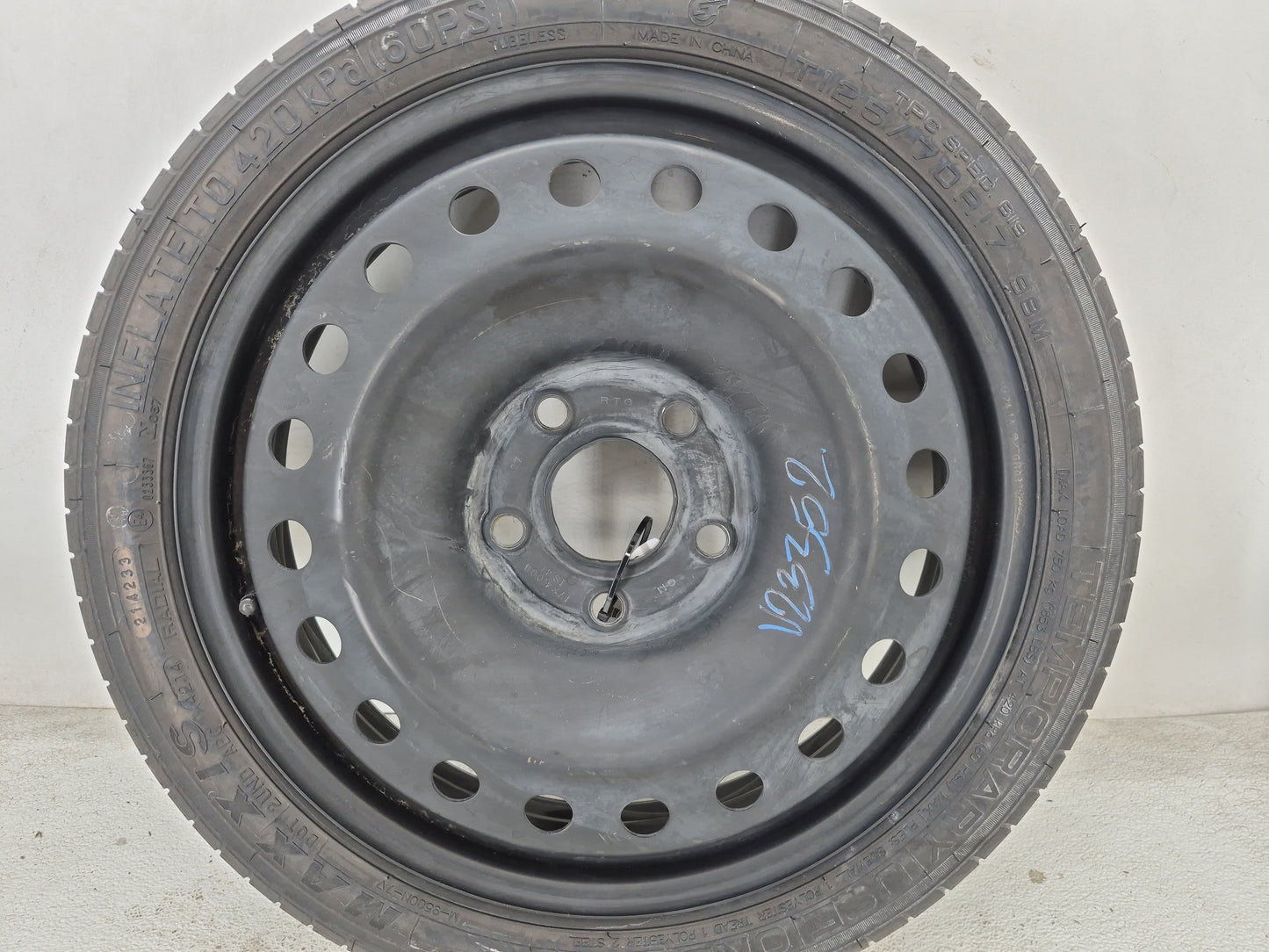 2018-2020 Chevrolet Equinox Spare Donut Tire Wheel Rim Oem 1461487 - Oemusedautoparts1.com
