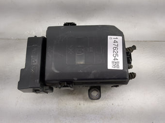 compare product 2018-2022 Chevrolet Equinox Fusebox Fuse Box Panel Relay Module P/N:13455281 13500128, 13500126 Fits Fits 2018 2019 2020 2021 2022 OEM Used Auto Parts