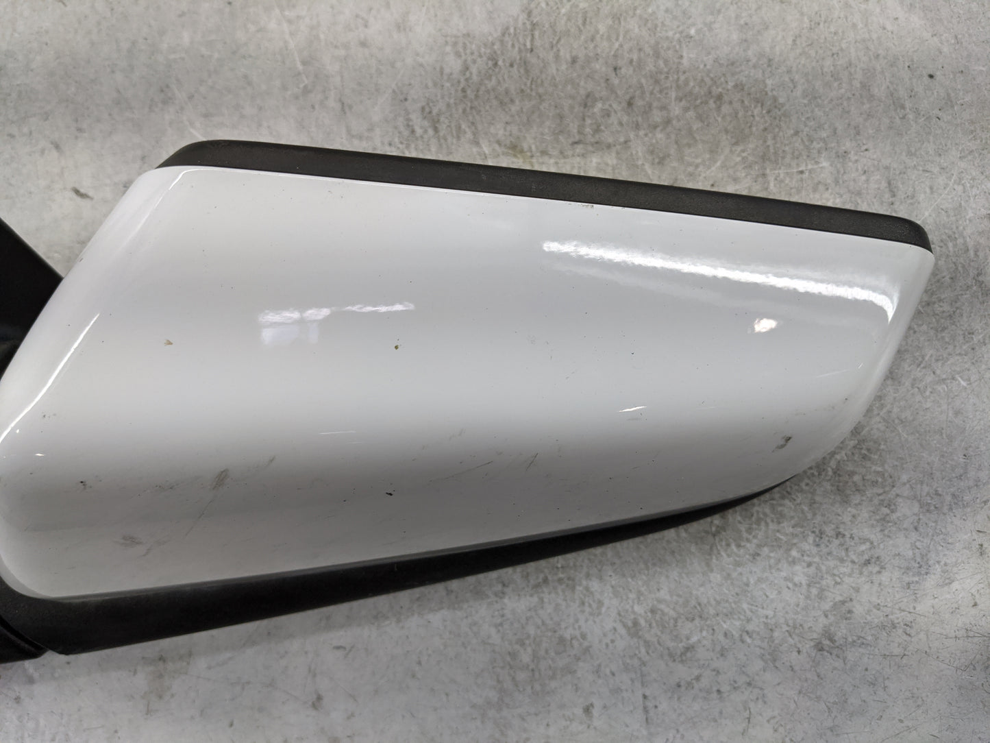 2018 Chevrolet Equinox Driver Side View Mirror - Left Door Mirror OEM Used - Oemusedautoparts1.com