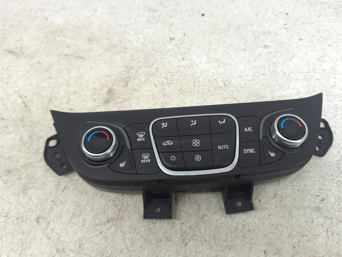 2018 Chevrolet Equinox Climate Control Module Temperature AC/Heater Replacement P/N:84175394 13598479 Fits OEM Used Auto Par