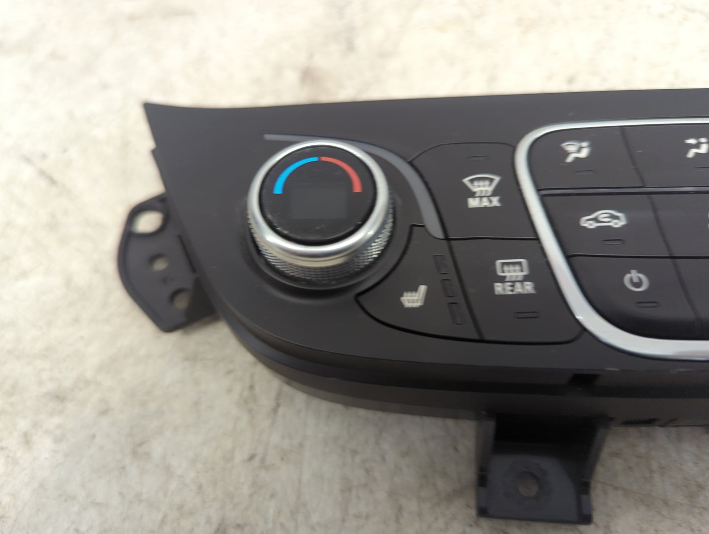 2018-2019 Chevrolet Equinox Climate Control Module Temperature AC/Heater Replacement P/N:84422506 13593226 Fits Fits 2018 20