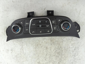 compare product 2018-2019 Chevrolet Equinox Climate Control Module Temperature AC/Heater Replacement P/N:84422506 737020000000X Fits OEM Used Auto Parts