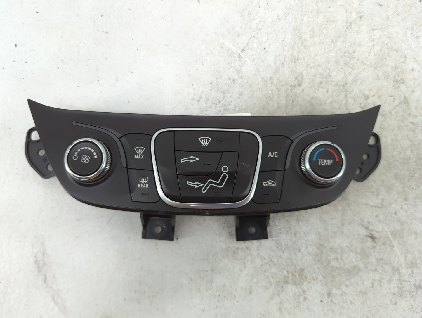2018 Chevrolet Equinox Climate Control Module Temperature AC/Heater Replacement P/N:84175393 7370200000000X, 000235226 Fits 