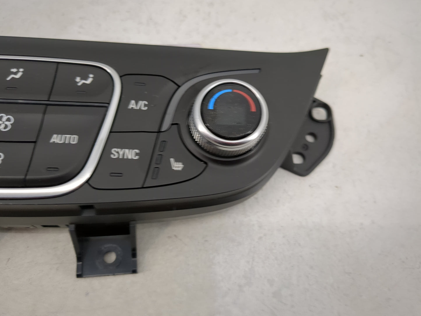 2018-2019 Chevrolet Equinox Climate Control Module Temperature AC/Heater Replacement P/N:84422506 7370200000000X Fits OEM Us