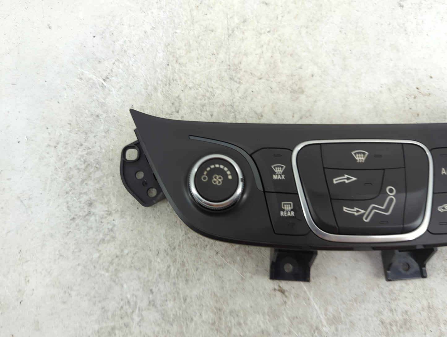 2018 Chevrolet Equinox Climate Control Module Temperature AC/Heater Replacement P/N:84775393 MSIP-REM-N25-QFGM504A, QFGM531A
