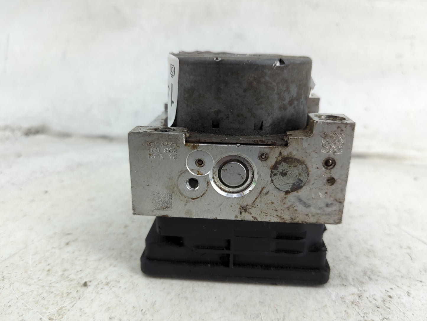 2018-2019 Chevrolet Equinox ABS Pump Control Module Replacement P/N:84254906 Fits Fits 2018 2019 2020 2021 OEM Used Auto Par
