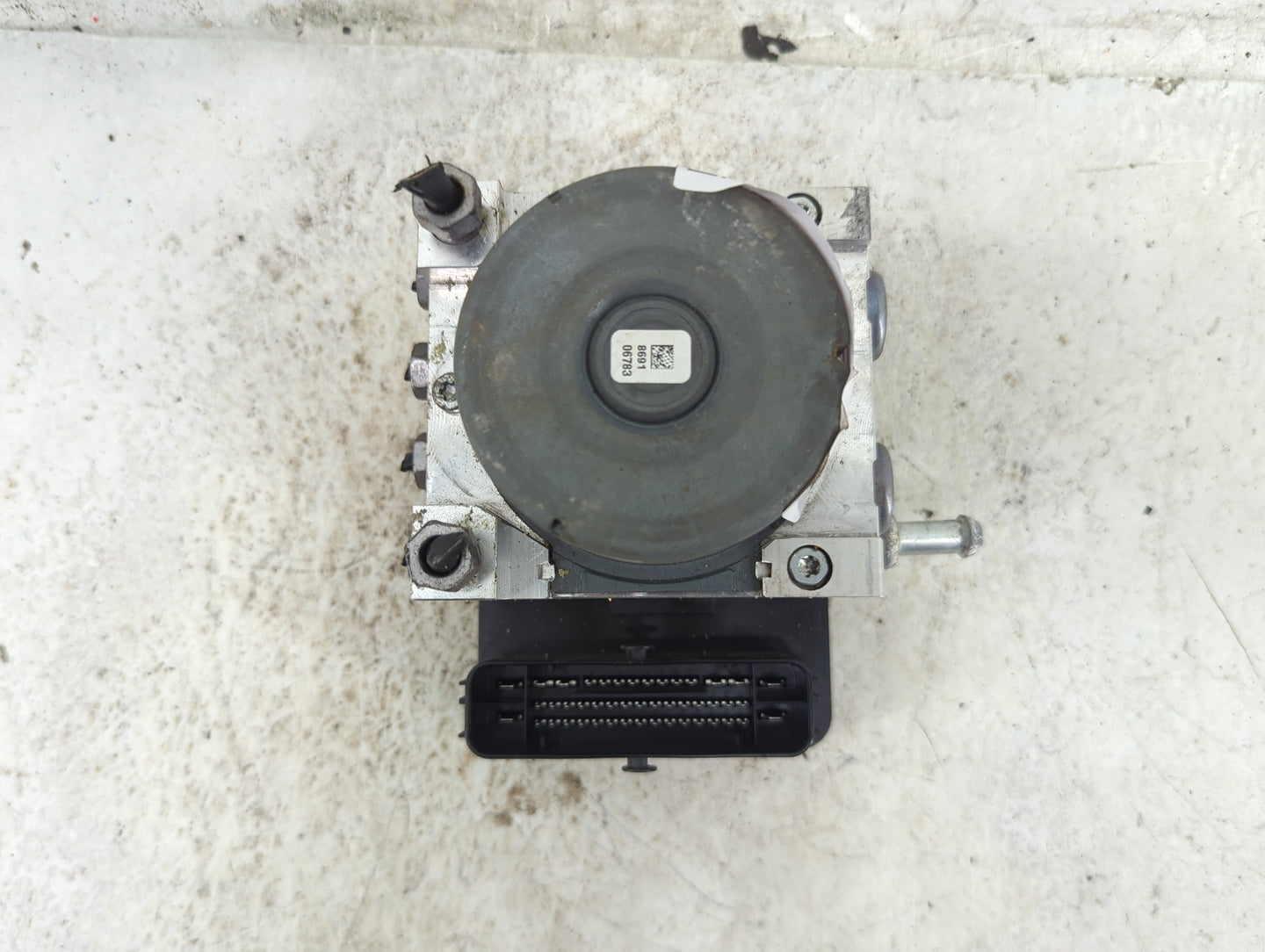 2018-2019 Chevrolet Equinox ABS Pump Control Module Replacement P/N:84414759 84744039, 58180077-5 Fits Fits 2018 2019 2020 2