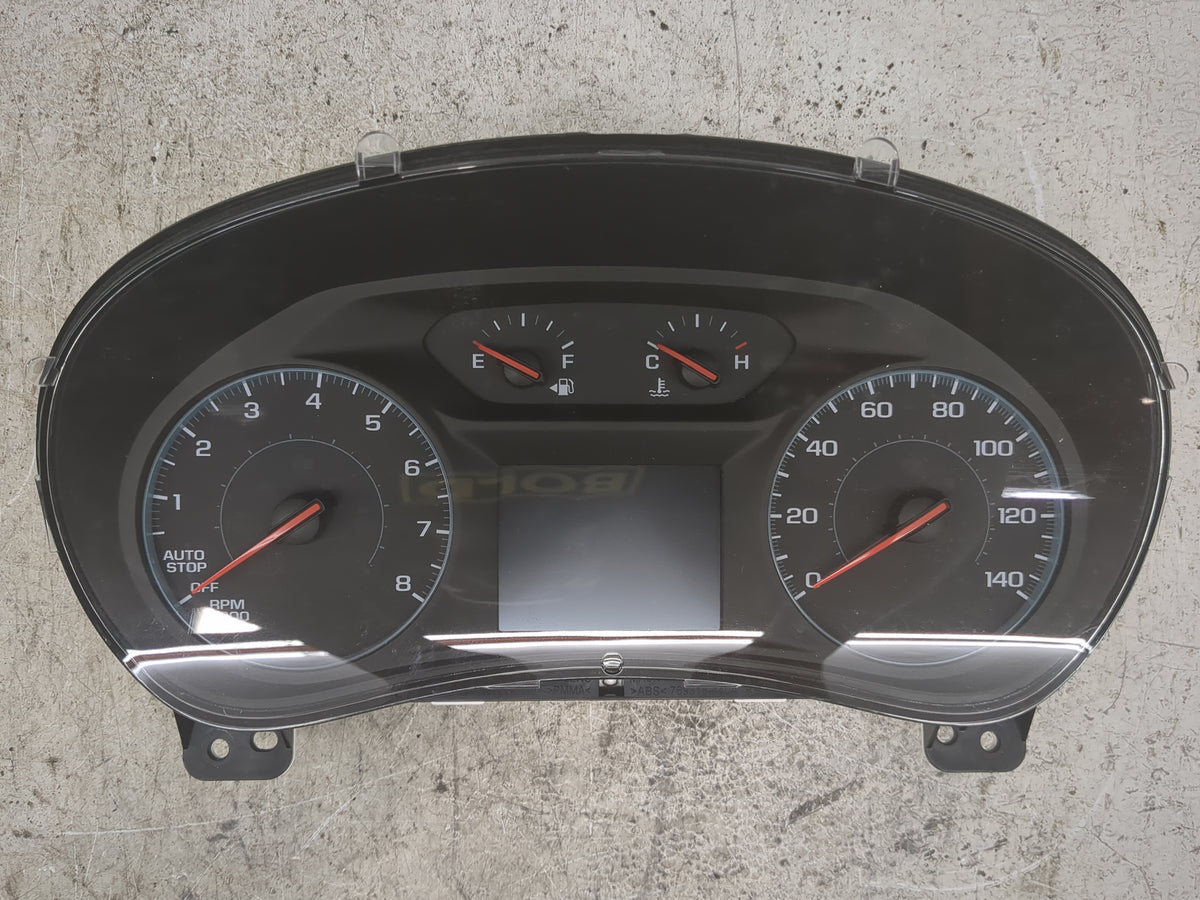 2018 Chevrolet Equinox Instrument Cluster Speedometer Gauges P/N:84240633 9117287A06330931 Miles: Fits OEM Used Auto Parts -