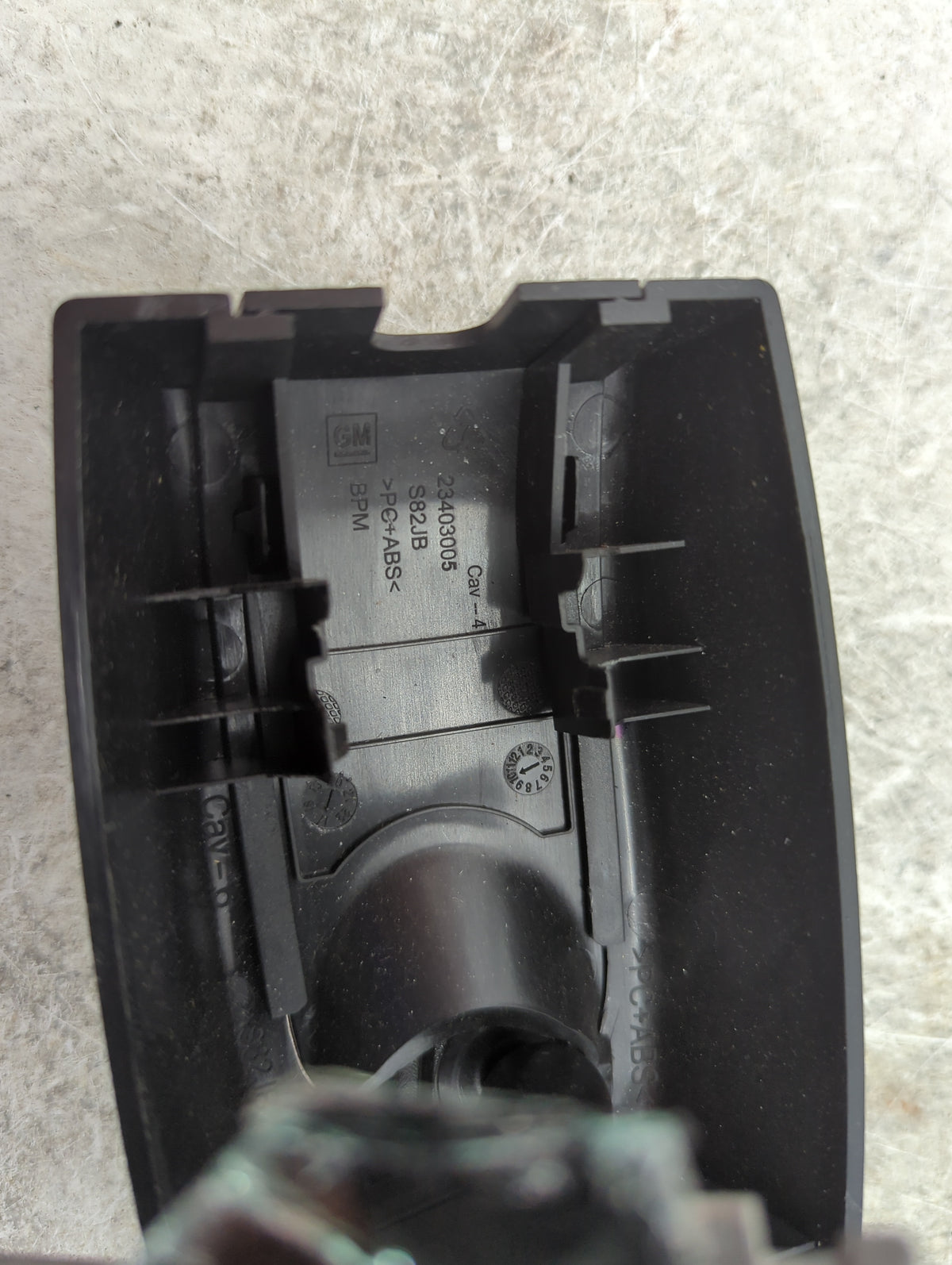 2018-2022 Chevrolet Equinox Interior Rear View Mirror Replacement OEM P/N:E11 026150 23403005 Fits OEM Used Auto Parts - Oem