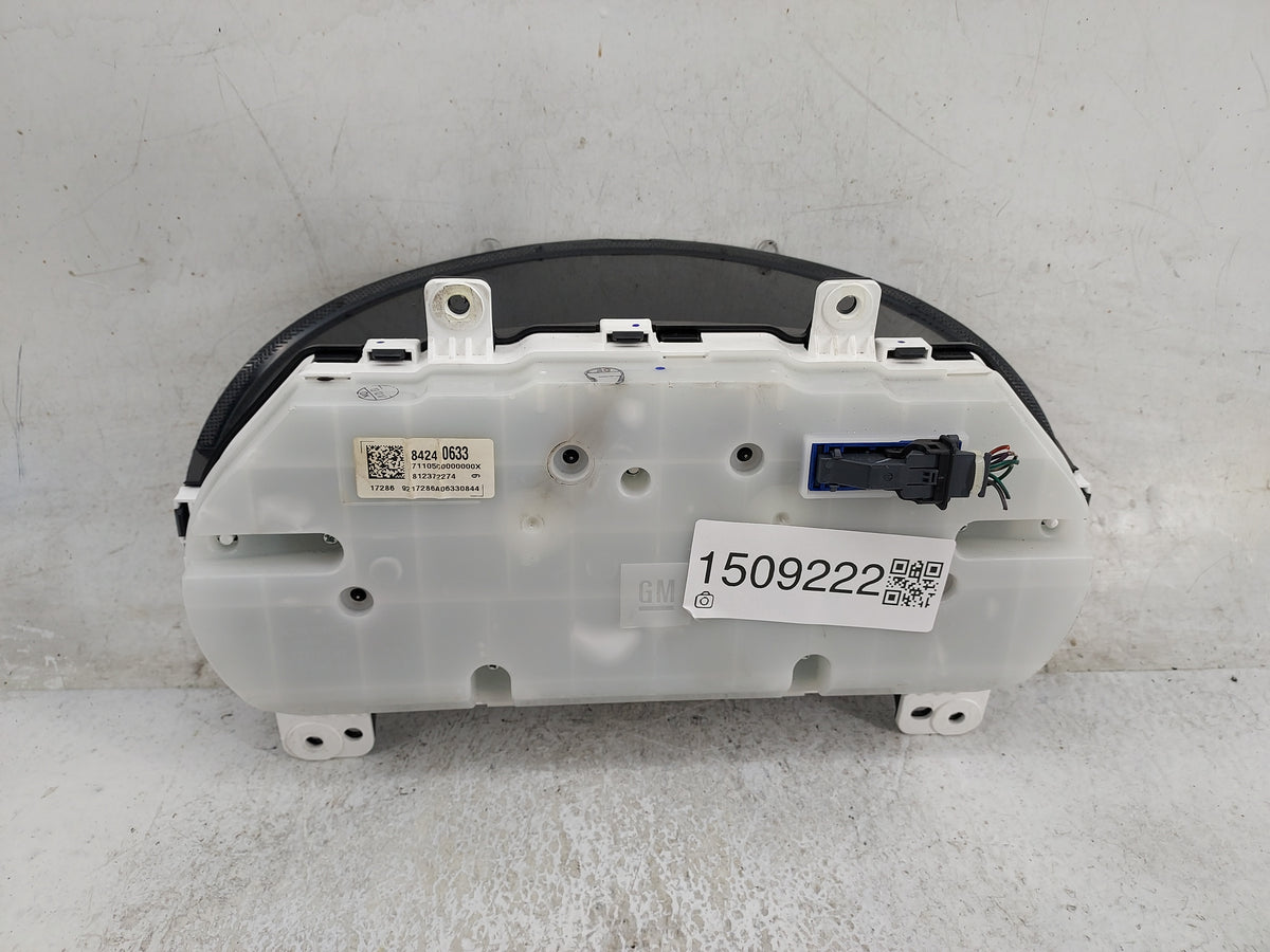 2018 Chevrolet Equinox Instrument Cluster Speedometer Gauges P/N:84240633 Miles: Fits OEM Used Auto Parts - Oemusedautoparts