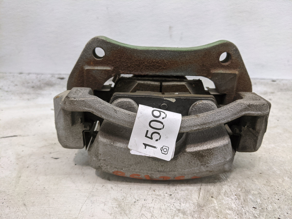 2018 Chevrolet Equinox Front Driver Left Brake Caliper 1509791 - Oemusedautoparts1.com