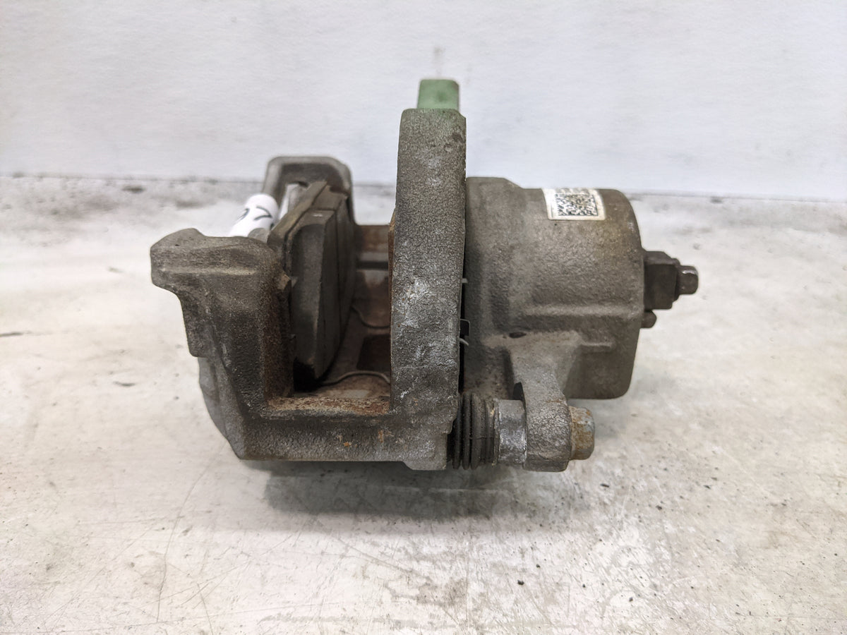 2018 Chevrolet Equinox Front Driver Left Brake Caliper 1509791 - Oemusedautoparts1.com