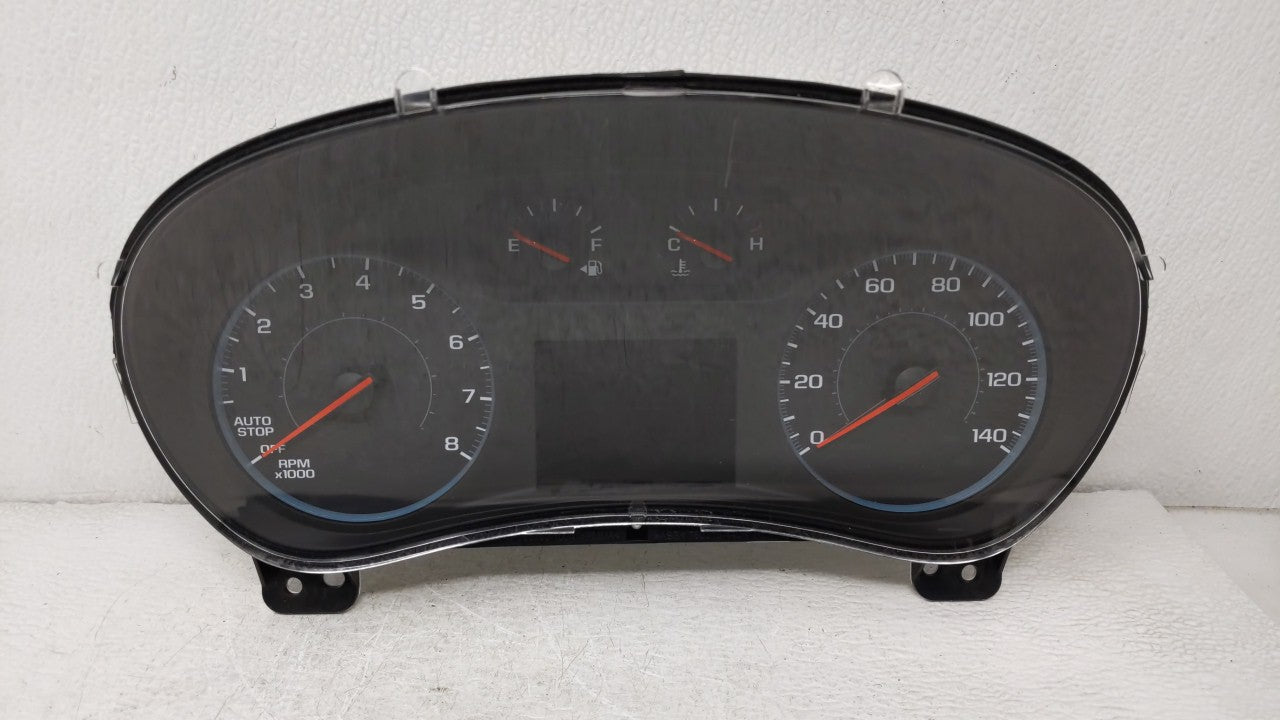 2018 Chevrolet Equinox Instrument Cluster Speedometer Gauges P/N:812372274 84240633, 84424074 Fits OEM Used Auto Parts - Oem