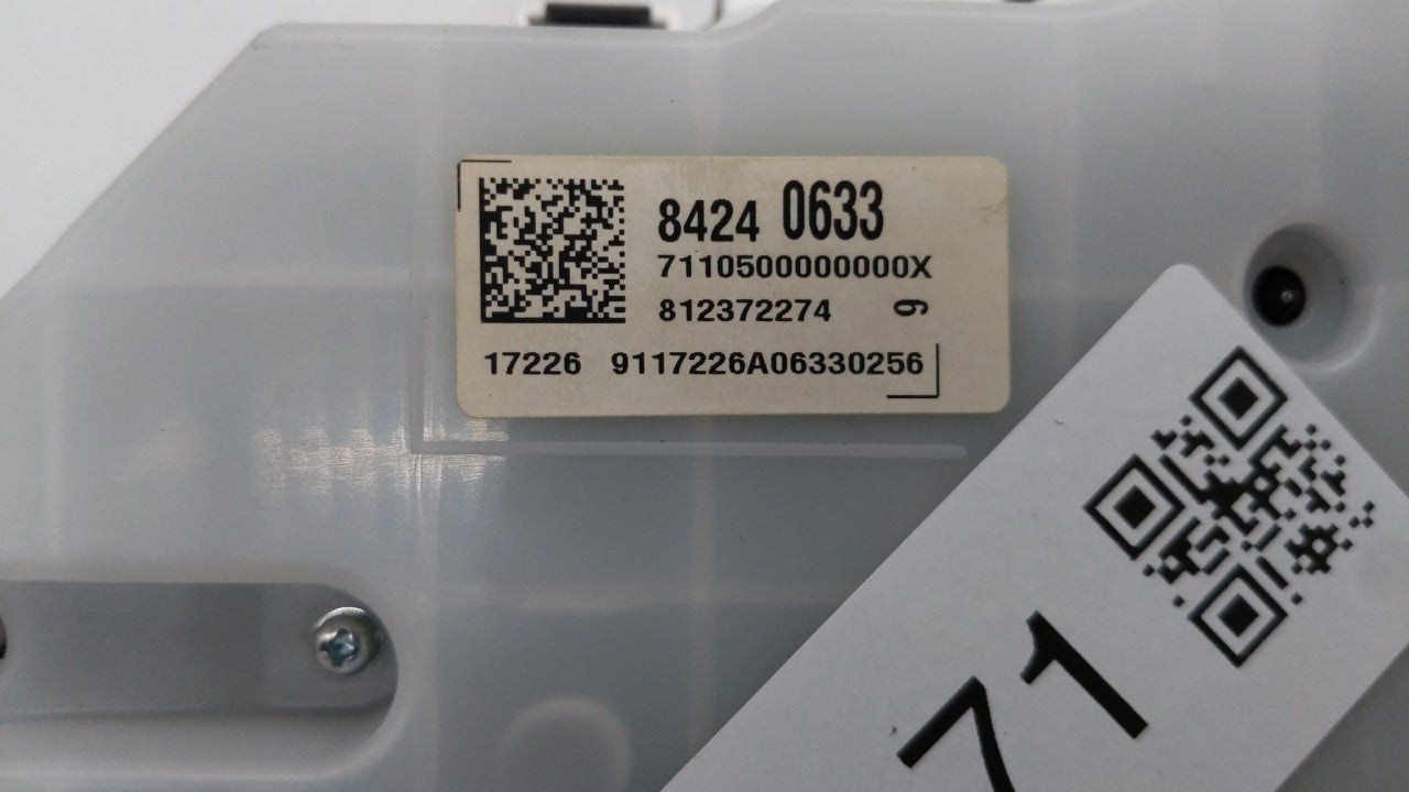 2018 Chevrolet Equinox Instrument Cluster Speedometer Gauges P/N:812372274 84240633, 84424074 Fits OEM Used Auto Parts - Oem