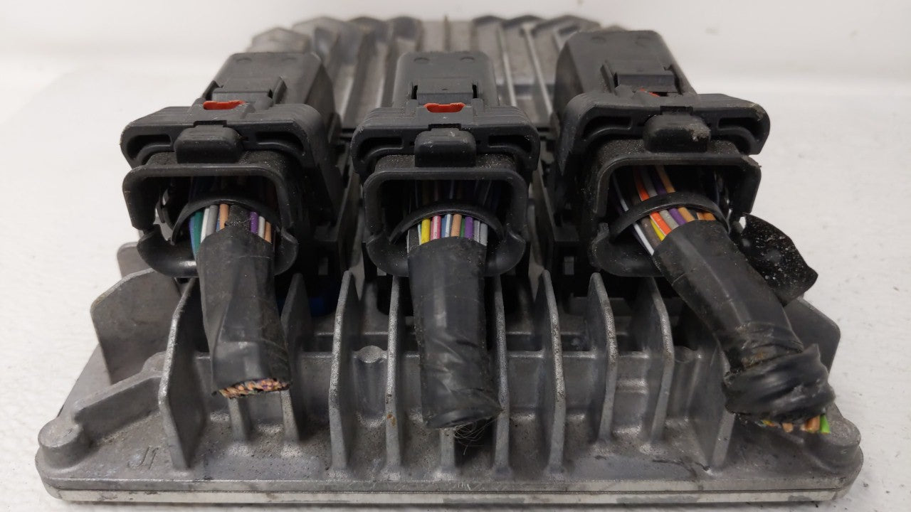 2017 Chevrolet Equinox PCM Engine Control Computer ECU ECM PCU OEM P/N:12667189 12670801, 12694743, 12666070 Fits Fits 2018 