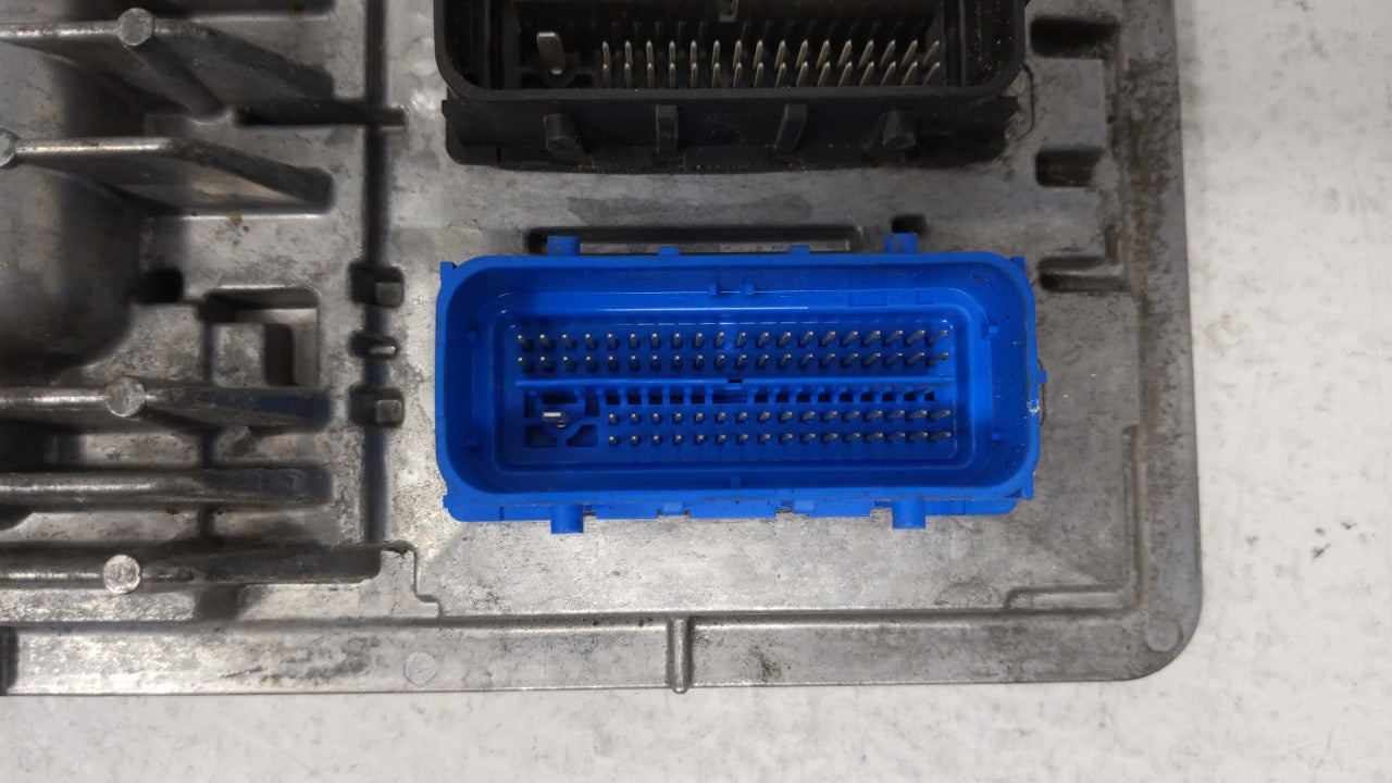 2018-2020 Chevrolet Equinox PCM Engine Control Computer ECU ECM PCU OEM P/N:12680876 12677677 Fits OEM Used Auto Parts - Oem