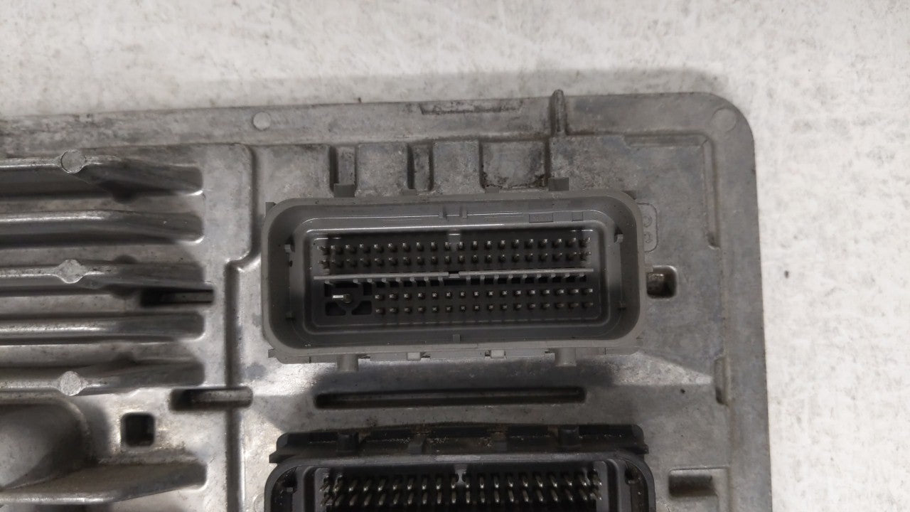 2018-2019 Chevrolet Equinox PCM Engine Control Computer ECU ECM PCU OEM P/N:12680876 12677677, 12692812 Fits Fits 2017 2018 