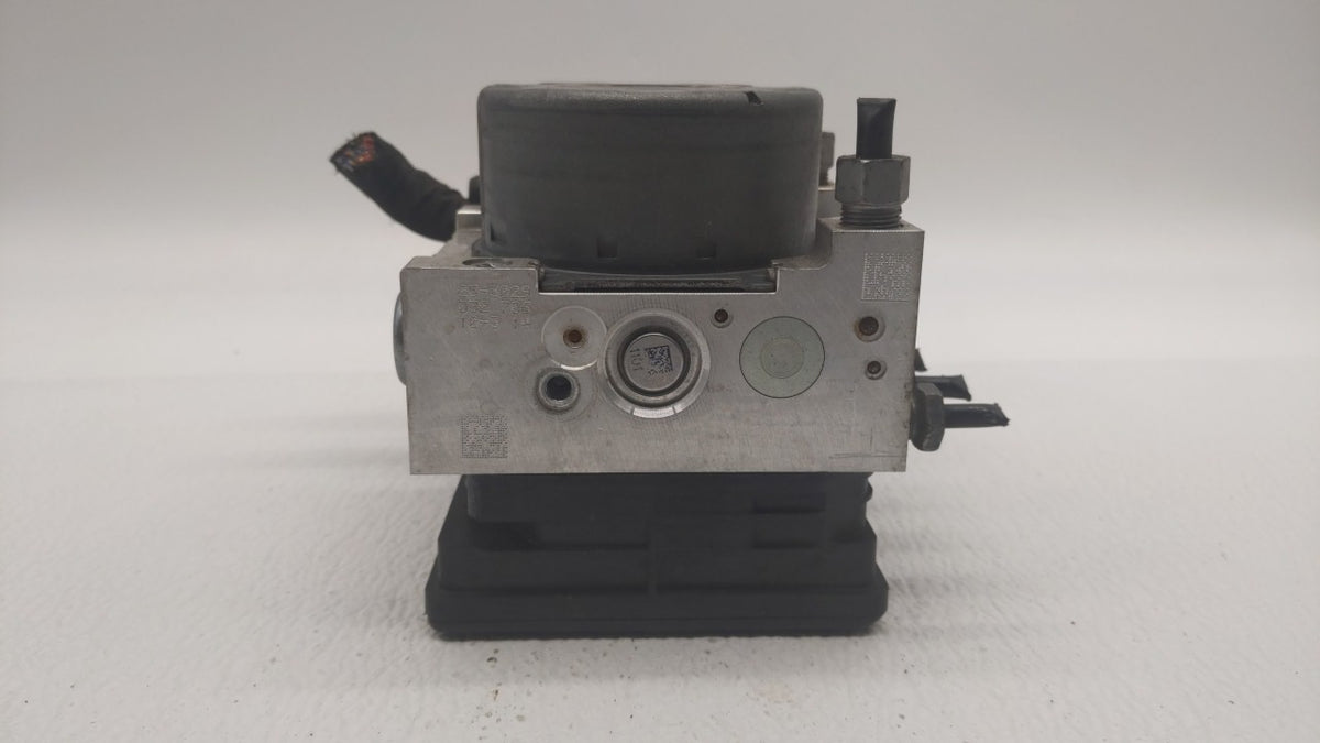 2018-2019 Chevrolet Equinox Anti-Lock Brake ABS Pump Module Actuator OEM P/N:84342052 84342055 Fits Fits 2018 2019 2020 2021