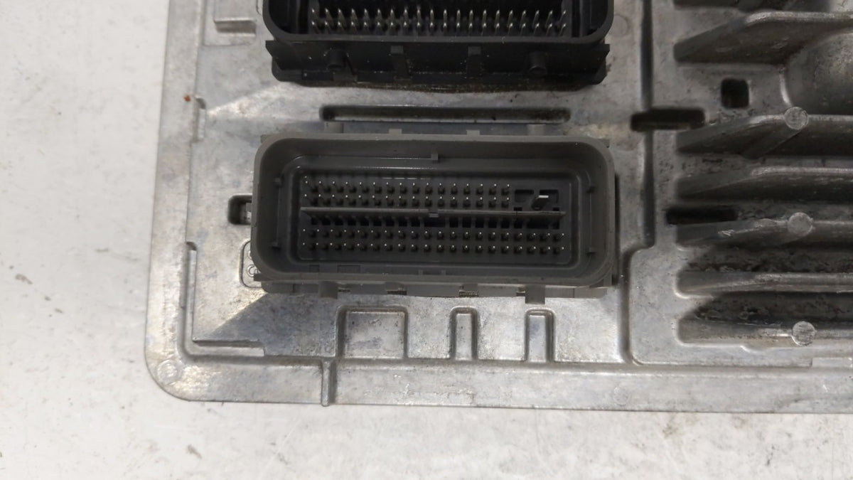 2018-2020 Chevrolet Equinox PCM Engine Control Computer ECU ECM PCU OEM P/N:12680876 12677677 Fits 2017 2018 2019 2020 2021 