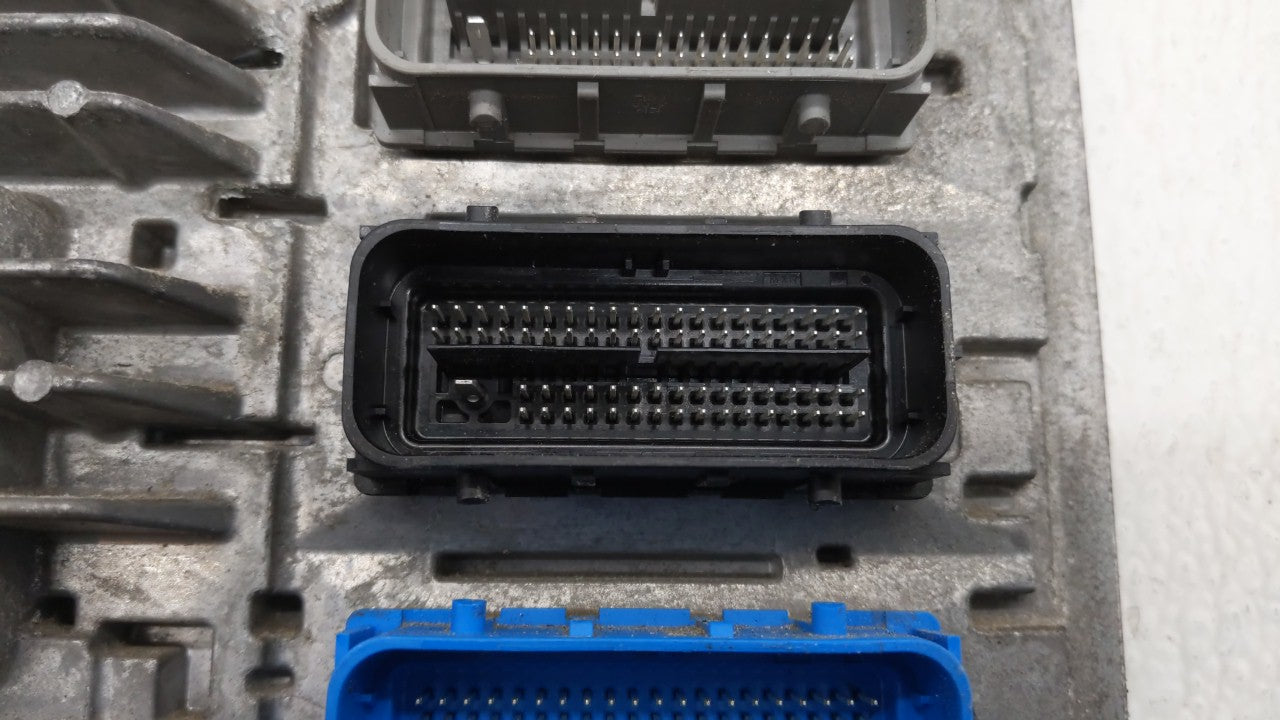 2018-2019 Chevrolet Equinox PCM Engine Control Computer ECU ECM PCU OEM P/N:12680876 12677677, 12692812 Fits Fits 2017 2018 