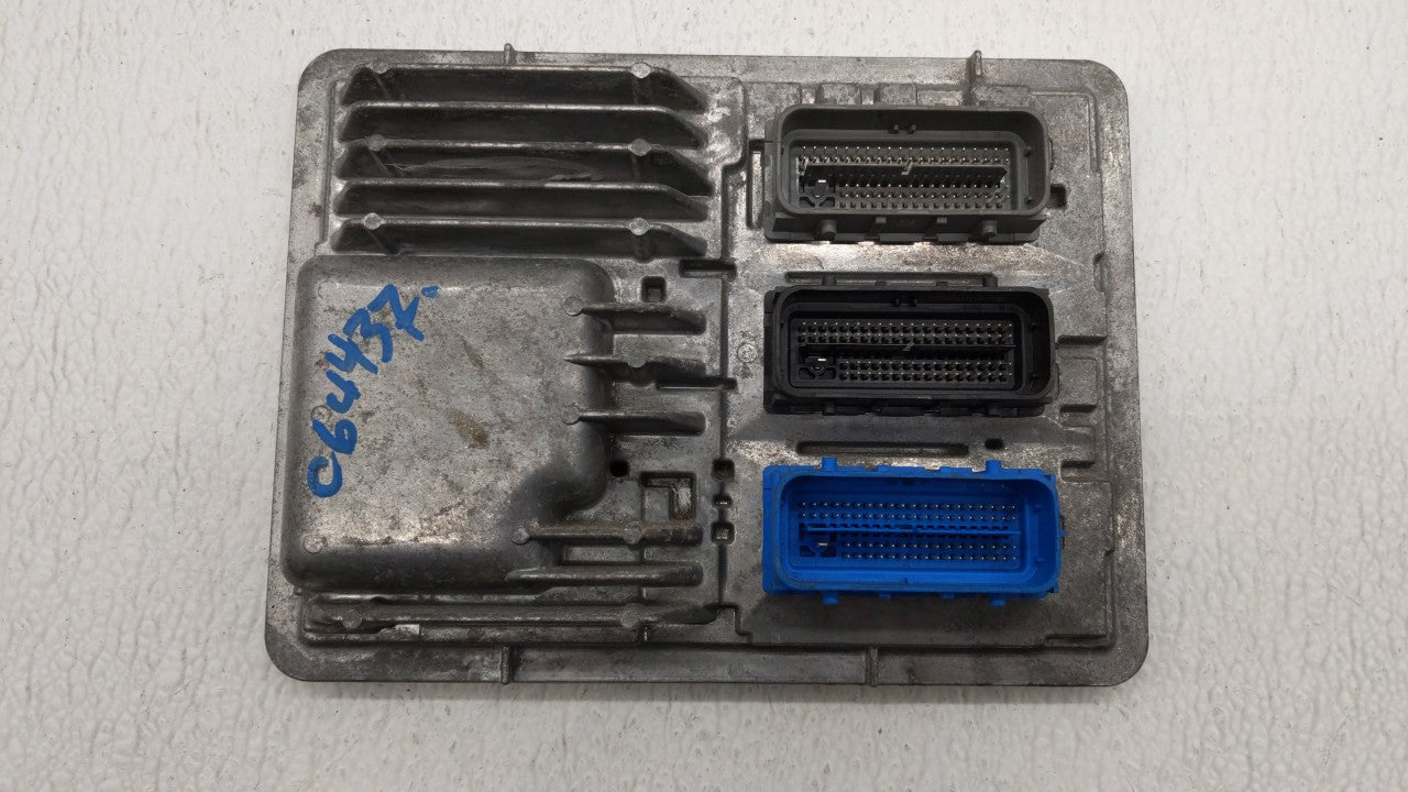 2018-2019 Chevrolet Equinox PCM Engine Control Computer ECU ECM PCU OEM P/N:12680876 12677677, 12692812 Fits Fits 2017 2018 