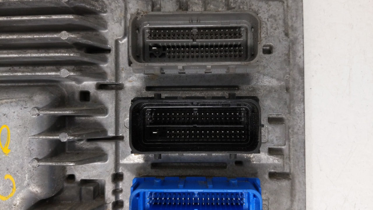 2018-2019 Chevrolet Equinox PCM Engine Control Computer ECU ECM PCU OEM P/N:12680876 12677677, 12692812 Fits Fits 2017 2018 