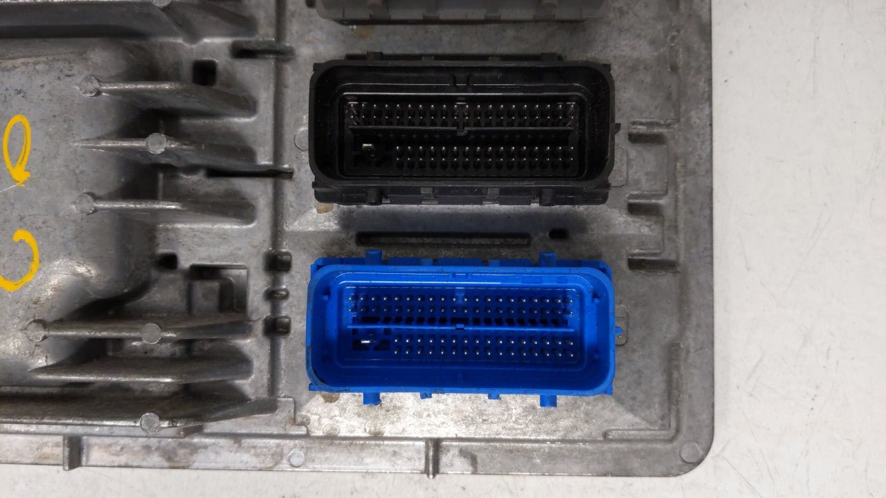 2018-2019 Chevrolet Equinox PCM Engine Control Computer ECU ECM PCU OEM P/N:12680876 12677677, 12692812 Fits Fits 2017 2018 