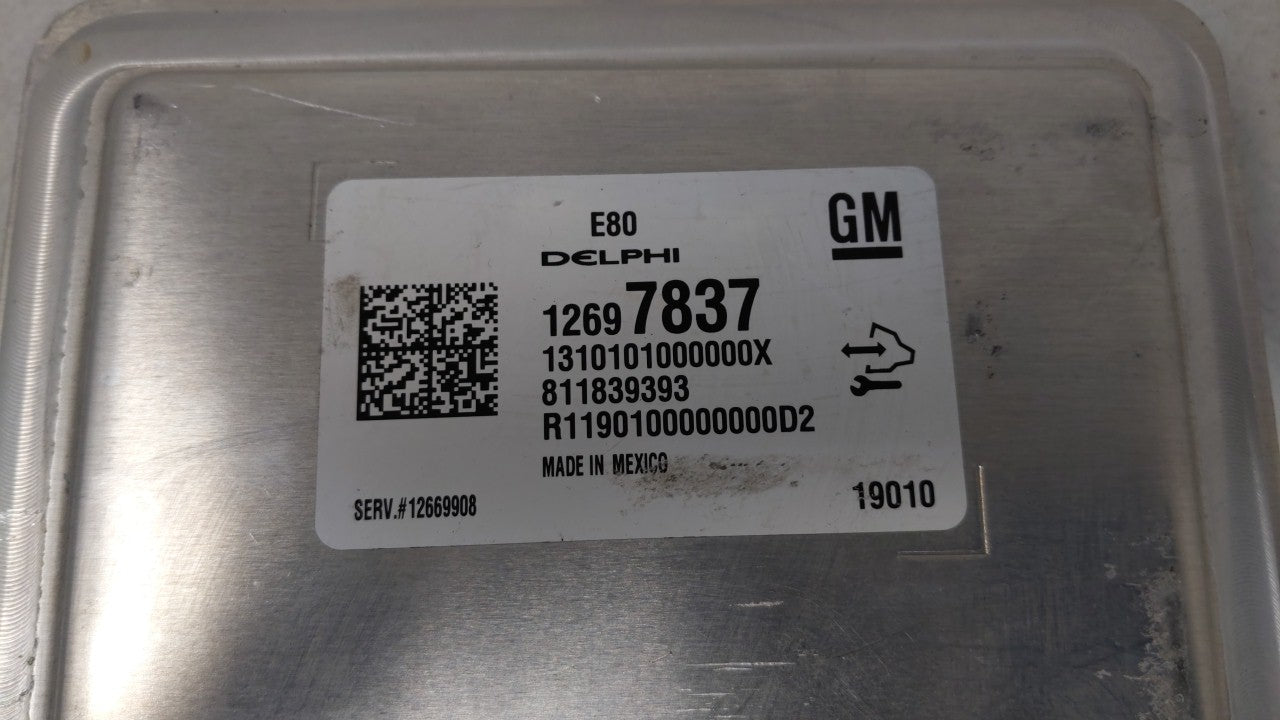 2018-2019 Chevrolet Equinox PCM Engine Control Computer ECU ECM PCU OEM P/N:12680876 12677677, 12692812 Fits Fits 2017 2018 