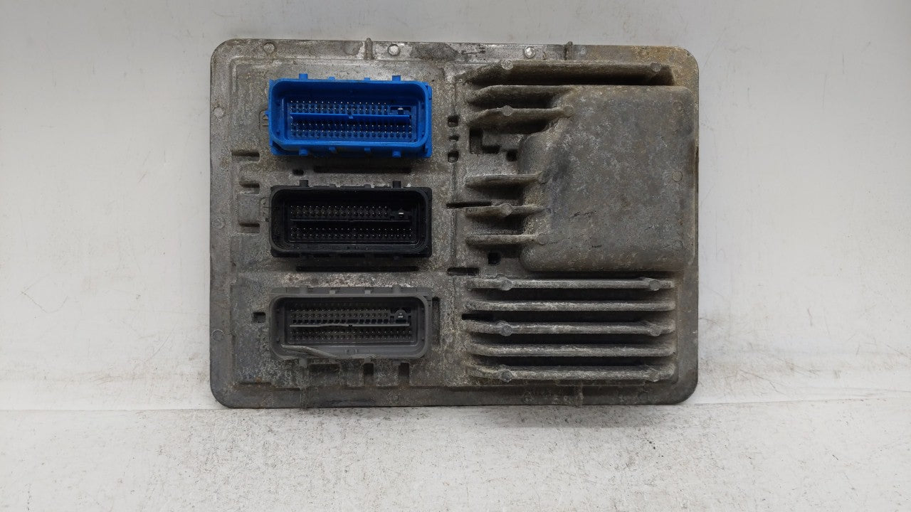 2018-2020 Chevrolet Equinox PCM Engine Control Computer ECU ECM PCU OEM P/N:12680876 12677677 Fits OEM Used Auto Parts - Oem