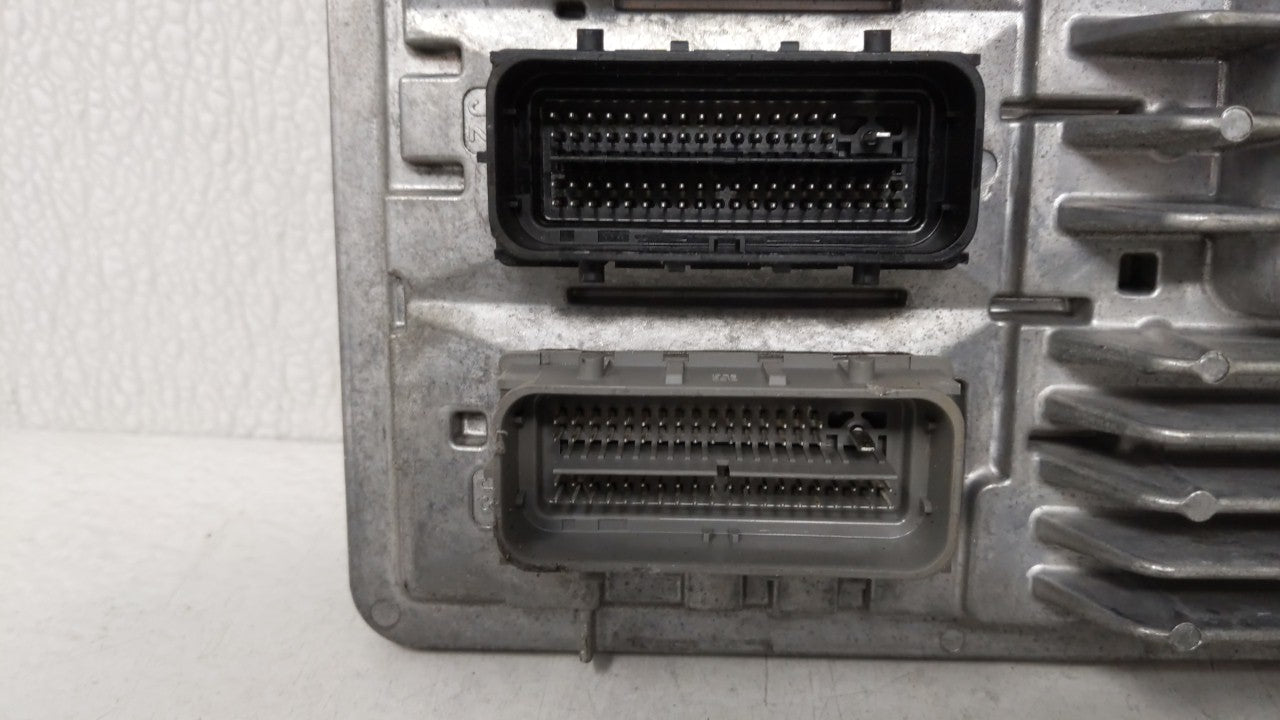 2018-2019 Chevrolet Equinox PCM Engine Control Computer ECU ECM PCU OEM P/N:12680876 12677677, 12692812 Fits Fits 2017 2018 