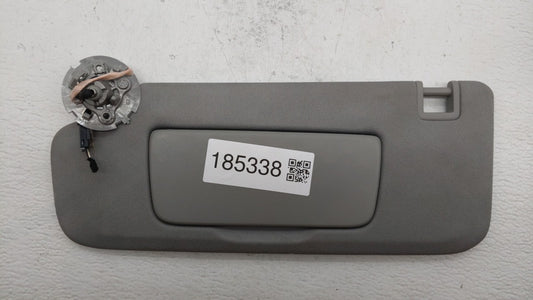 2018-2019 Chevrolet Equinox Sun Visor Shade Replacement Driver Left Mirror Fits Fits 2018 2019 OEM Used Auto Parts - Oemused