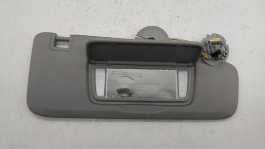 2018-2019 Chevrolet Equinox Sun Visor Shade Replacement Passenger Right Mirror Fits Fits 2018 2019 OEM Used Auto Parts - Oem